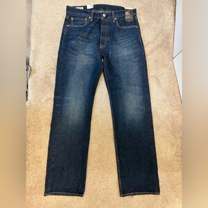 Levi’s 501 original
Never worn 33/32